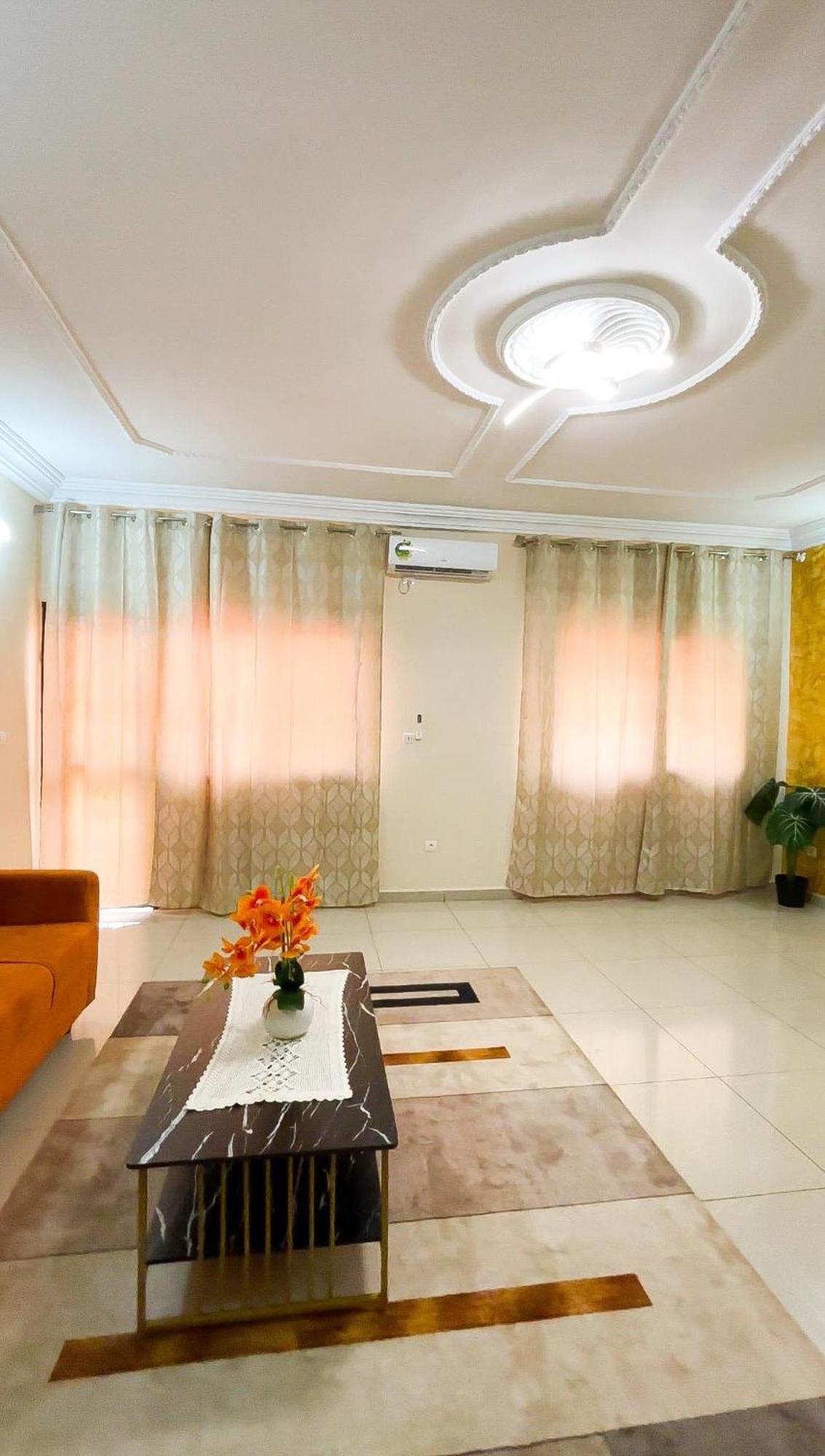 Residence Des 7 Collines Yaoundé Dış mekan fotoğraf